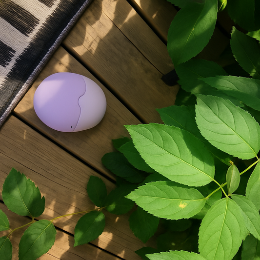 Refillable sunscreen applicator